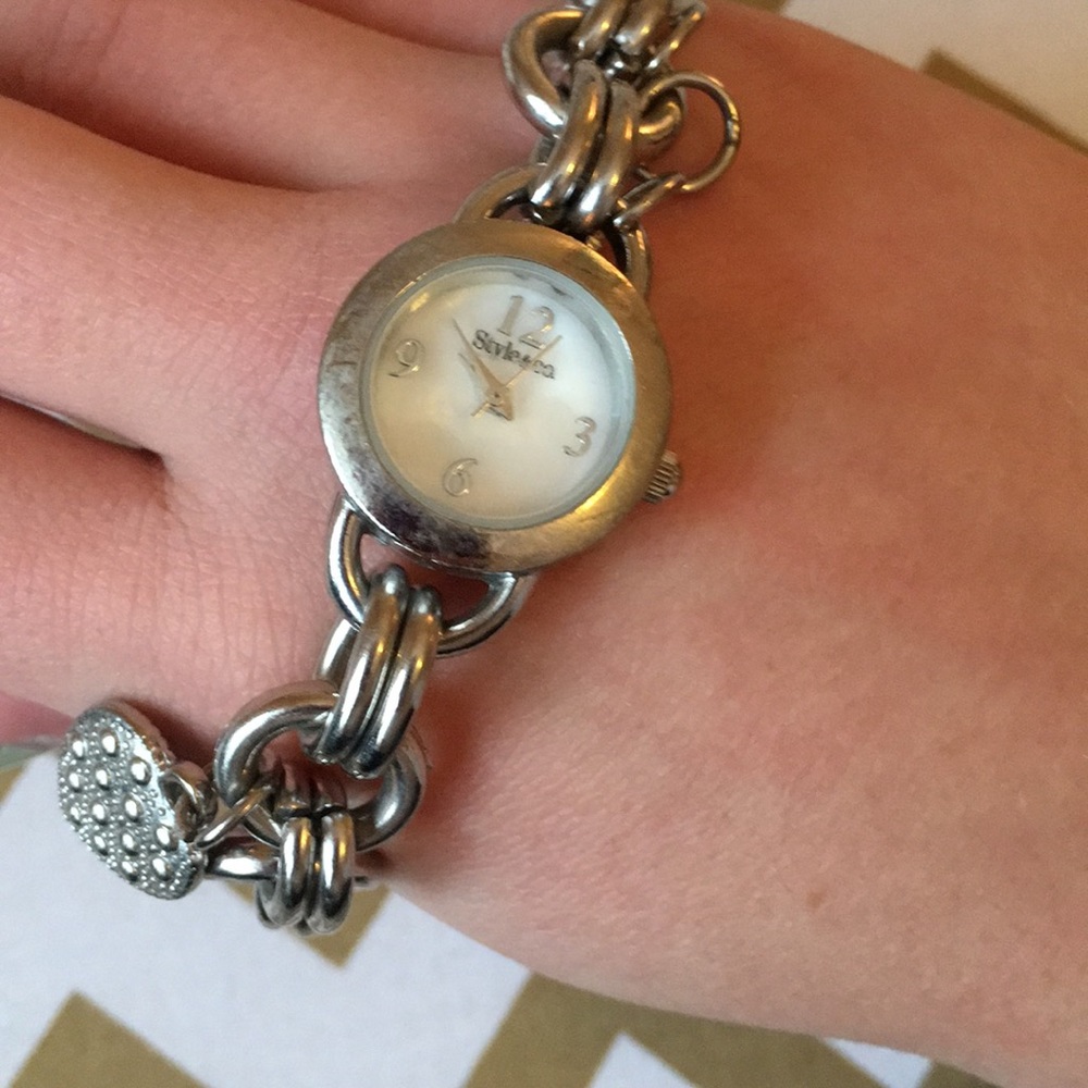 Silver Chain Watch - Picture 2 of 2